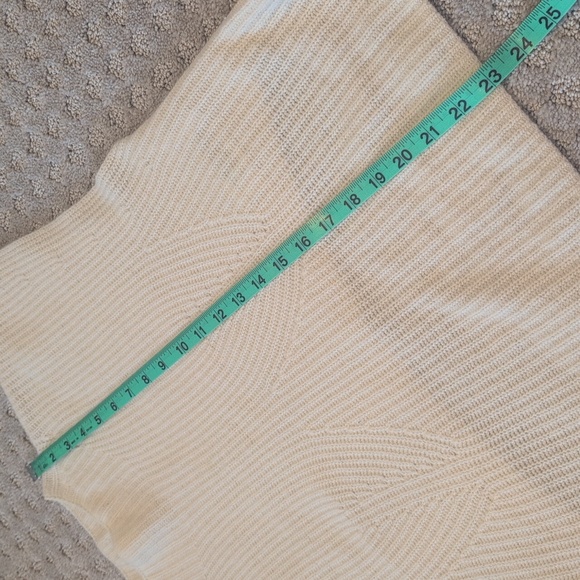 Maeve By Anthropologie Lambs Wool Sweater Vest Medium - Picture 5 of 9